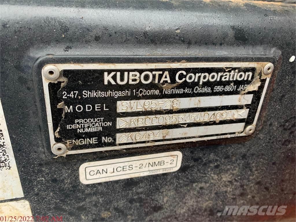 Kubota SVL95-2S スキッドステアローダー