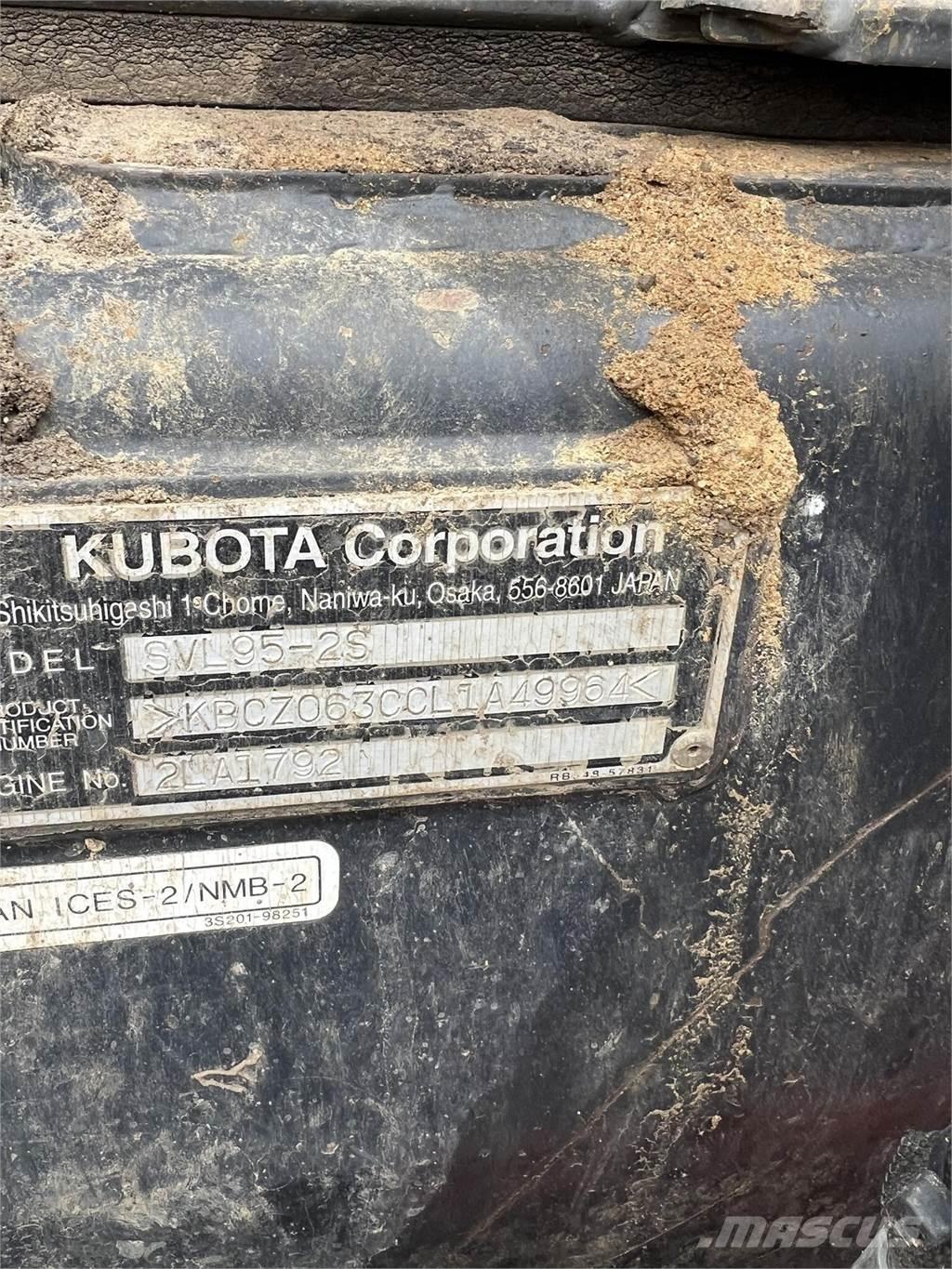Kubota SVL95-2S スキッドステアローダー