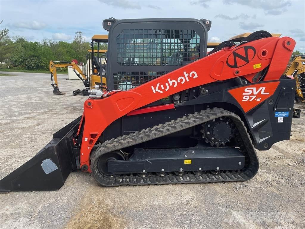 Kubota SVL97-2 スキッドステアローダー