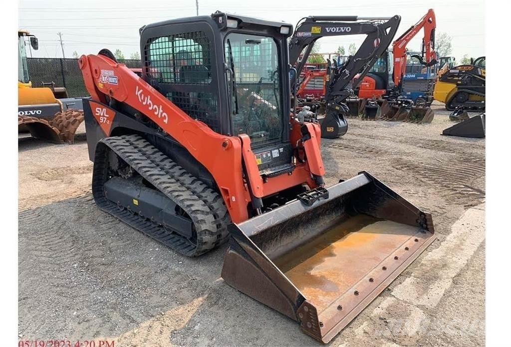 Kubota SVL97-2 スキッドステアローダー
