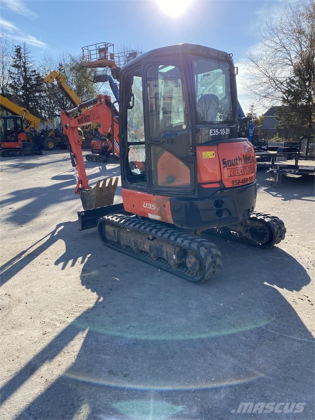 Kubota U35-4 ミニ油圧ショベル 7t以下（ミニユンボ・ミニディガー）
