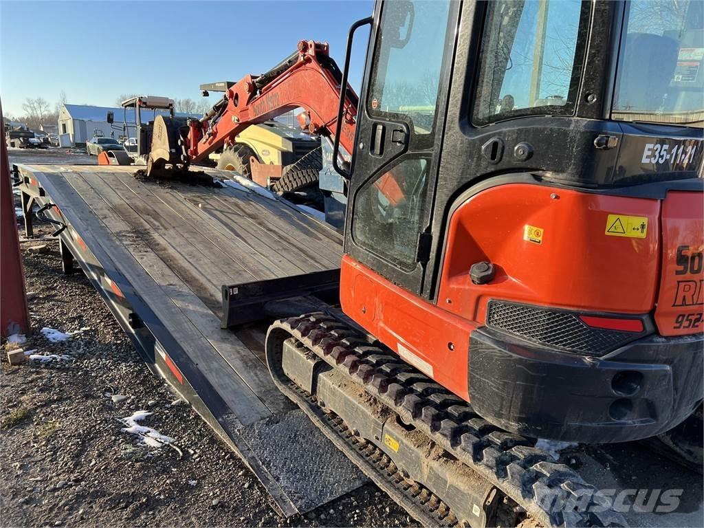 Kubota U35-4 ミニ油圧ショベル 7t以下（ミニユンボ・ミニディガー）