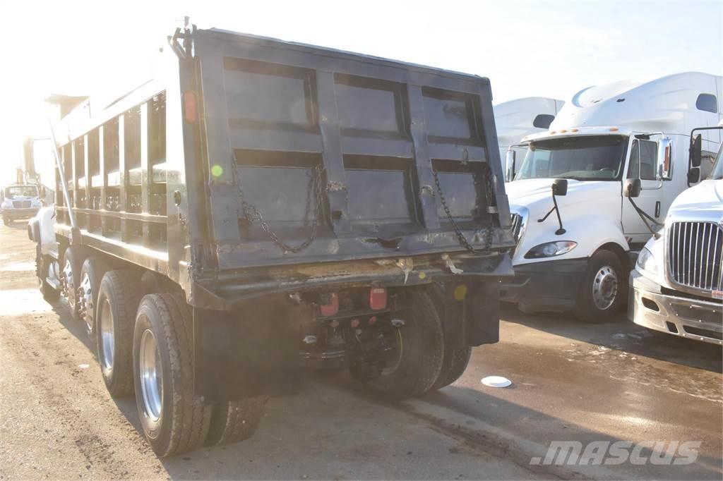 Mack GRANITE CV713 ダンプ