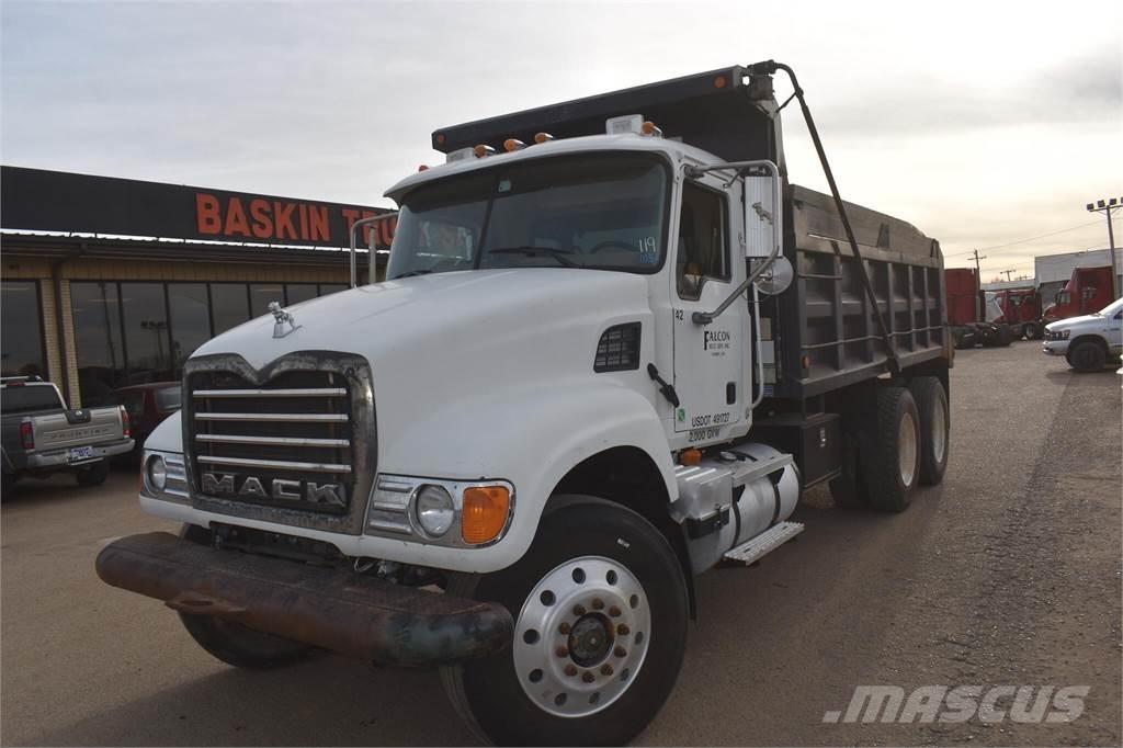 Mack GRANITE CV713 ダンプ