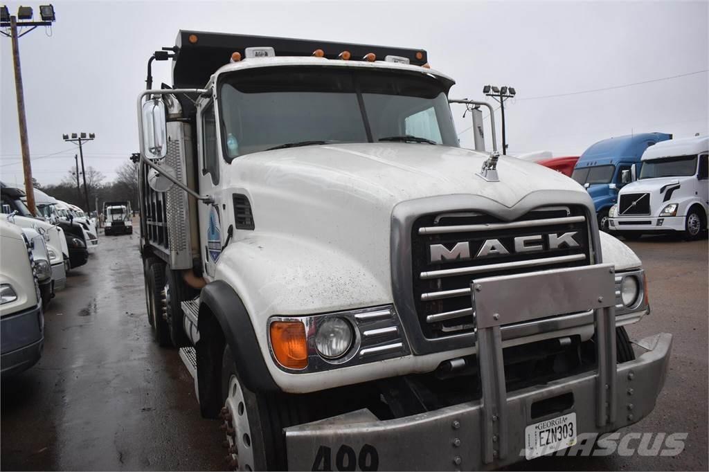 Mack GRANITE CV713 ダンプ