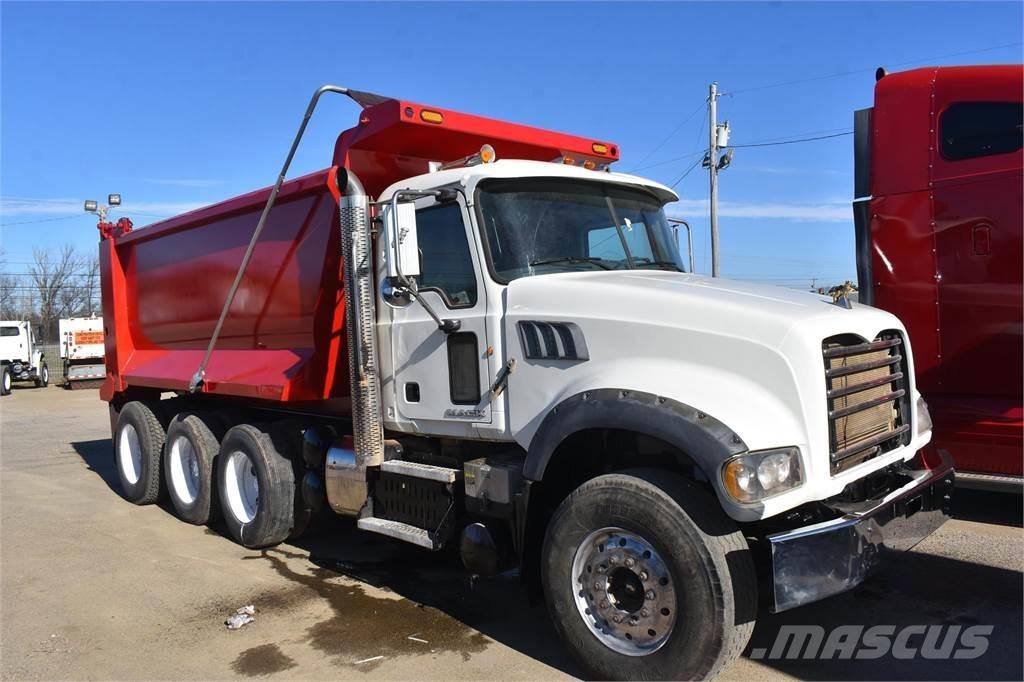 Mack GRANITE GU713 ダンプ