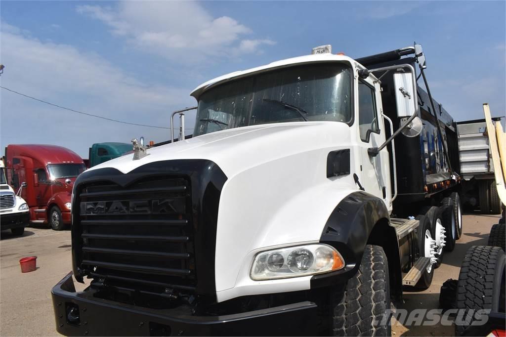 Mack GRANITE GU813 ダンプ