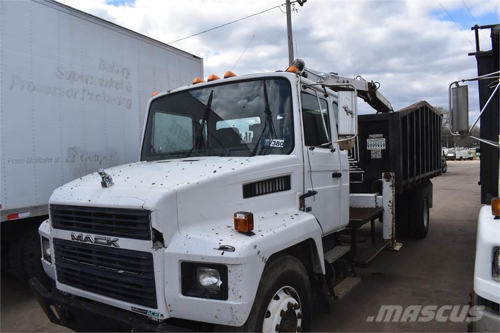 Mack MIDLINER CS300 クレーントラック、ユニック車