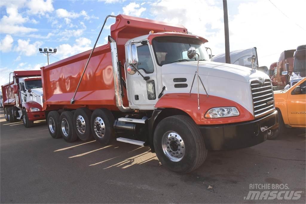 Mack VISION CX612 ダンプ