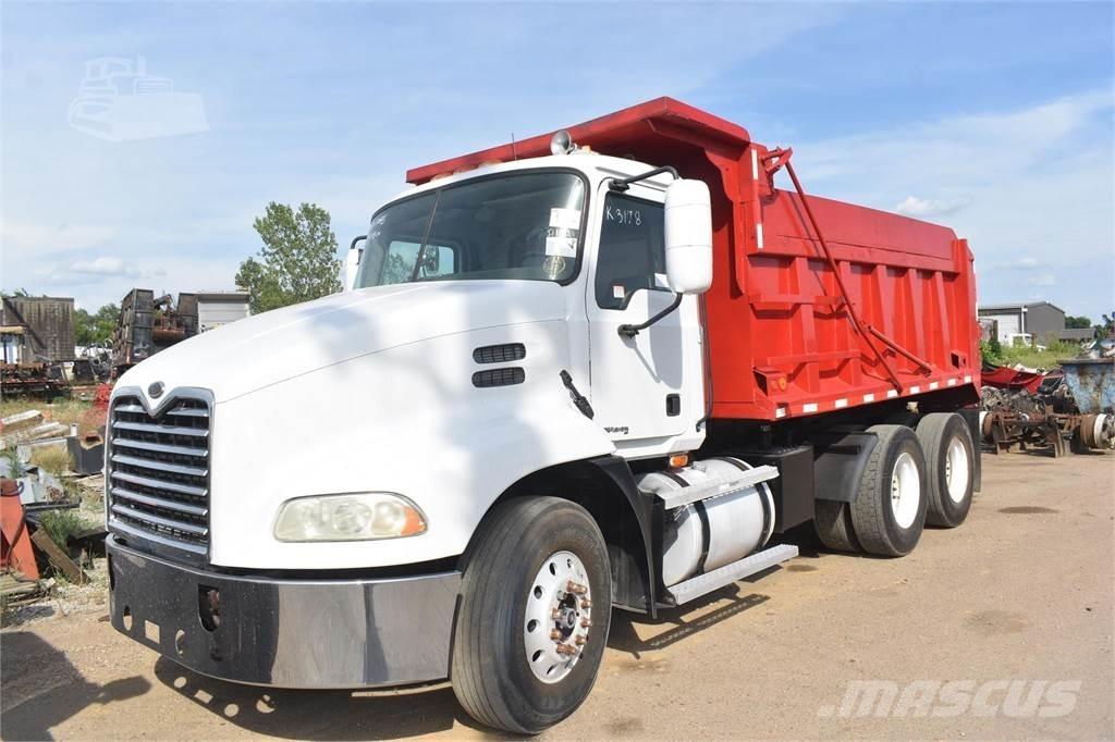 Mack VISION CXN613 ダンプ