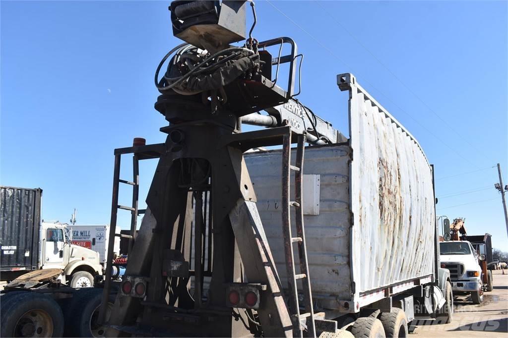  MARMON 330 クレーントラック、ユニック車