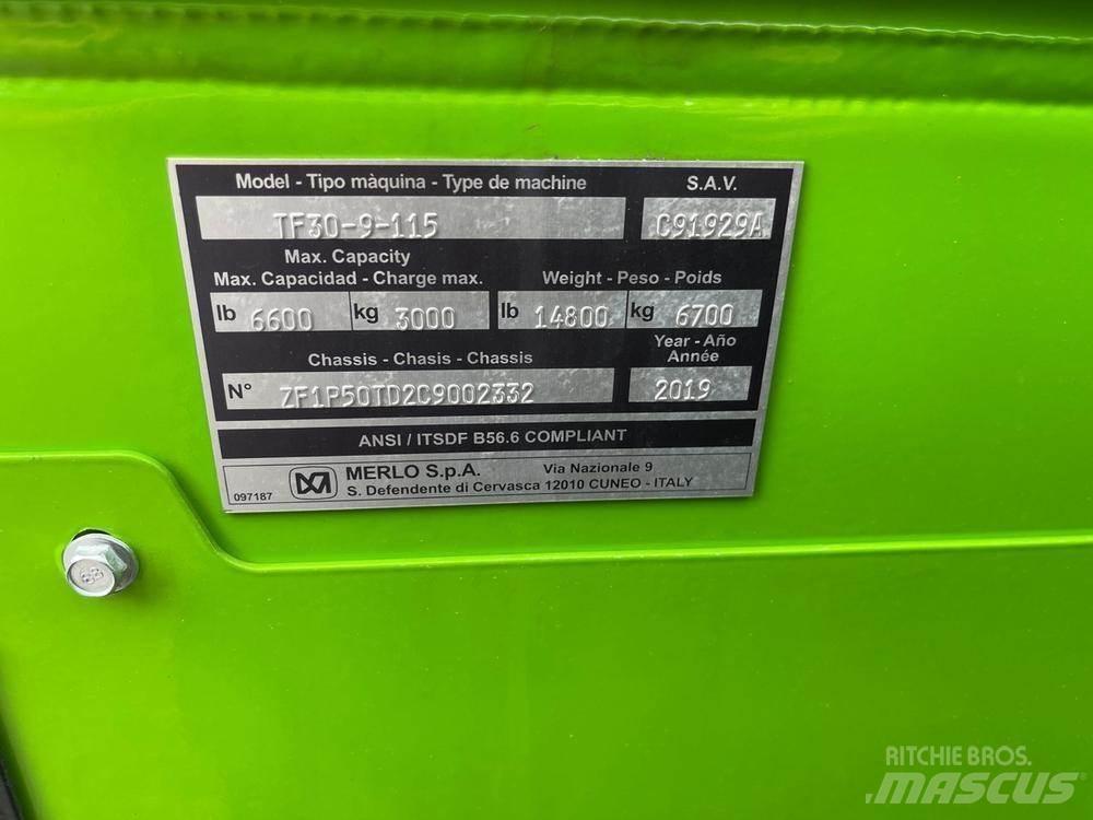 Merlo TF30.9 テレスコーピックハンドラー