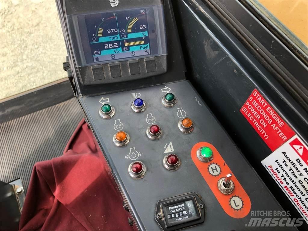 Morooka MST1500VD キャリアダンプ