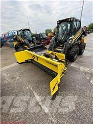 New Holland L328 スキッドステアローダー