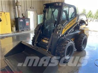 New Holland L328 スキッドステアローダー