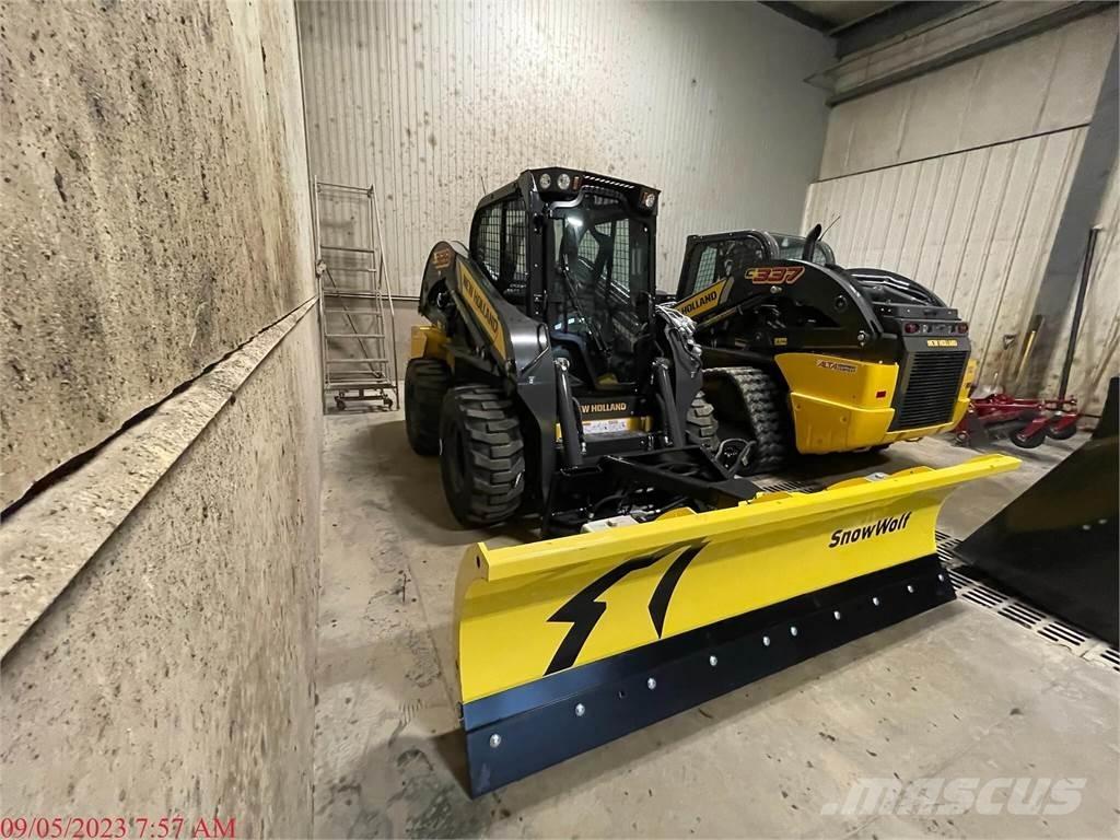 New Holland L328 スキッドステアローダー
