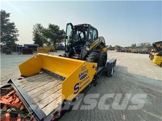 New Holland L334 スキッドステアローダー