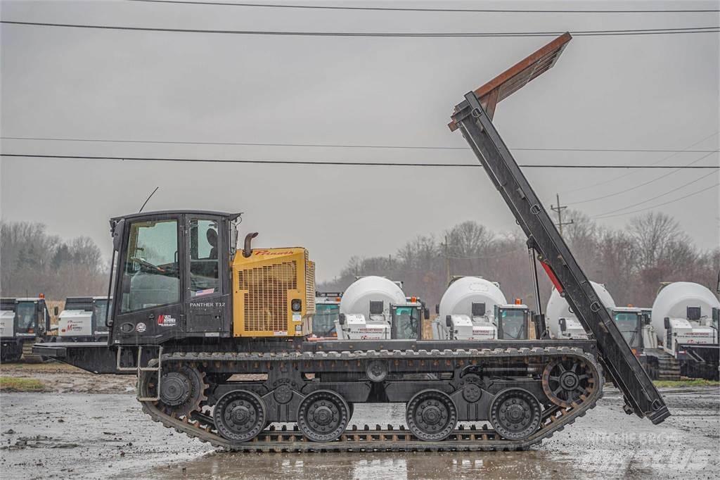 Prinoth PANTHER T12 キャリアダンプ