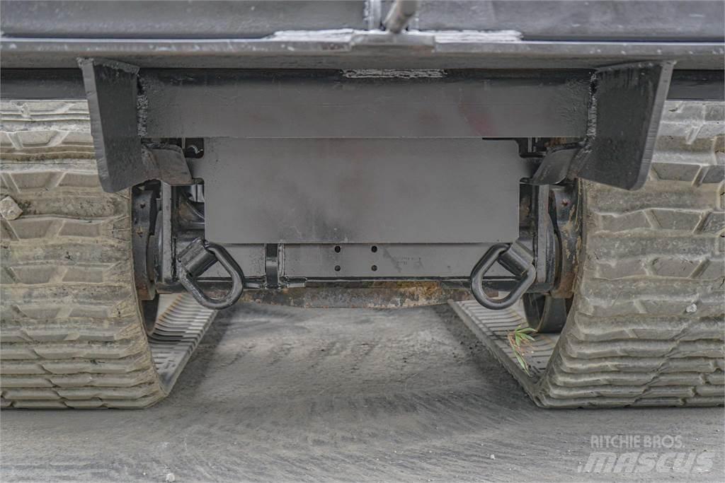 Prinoth PANTHER T8 キャリアダンプ