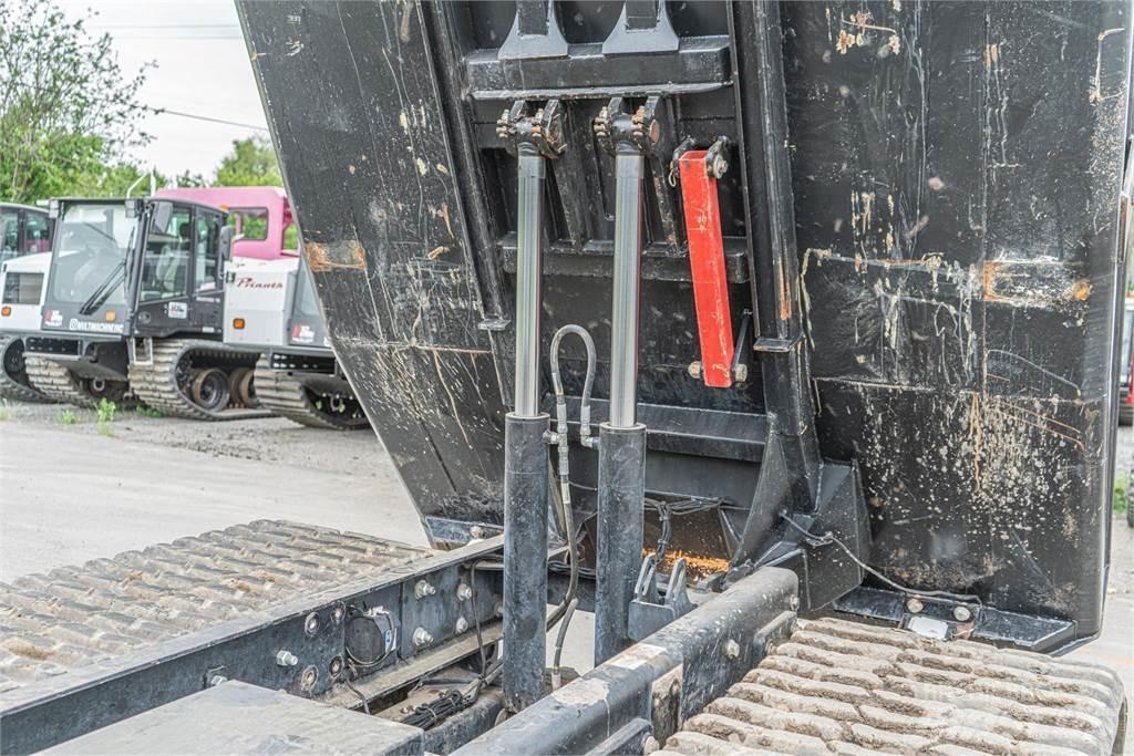Prinoth PANTHER T8 キャリアダンプ