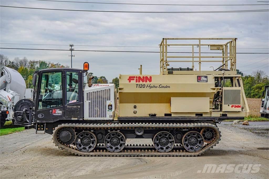 Prinoth PANTHER T8 キャリアダンプ