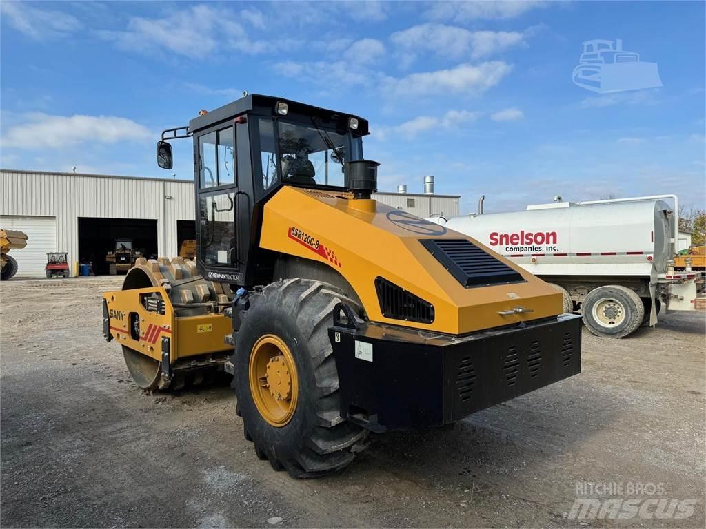Sany SSR120C-8 廃棄物コンパクター