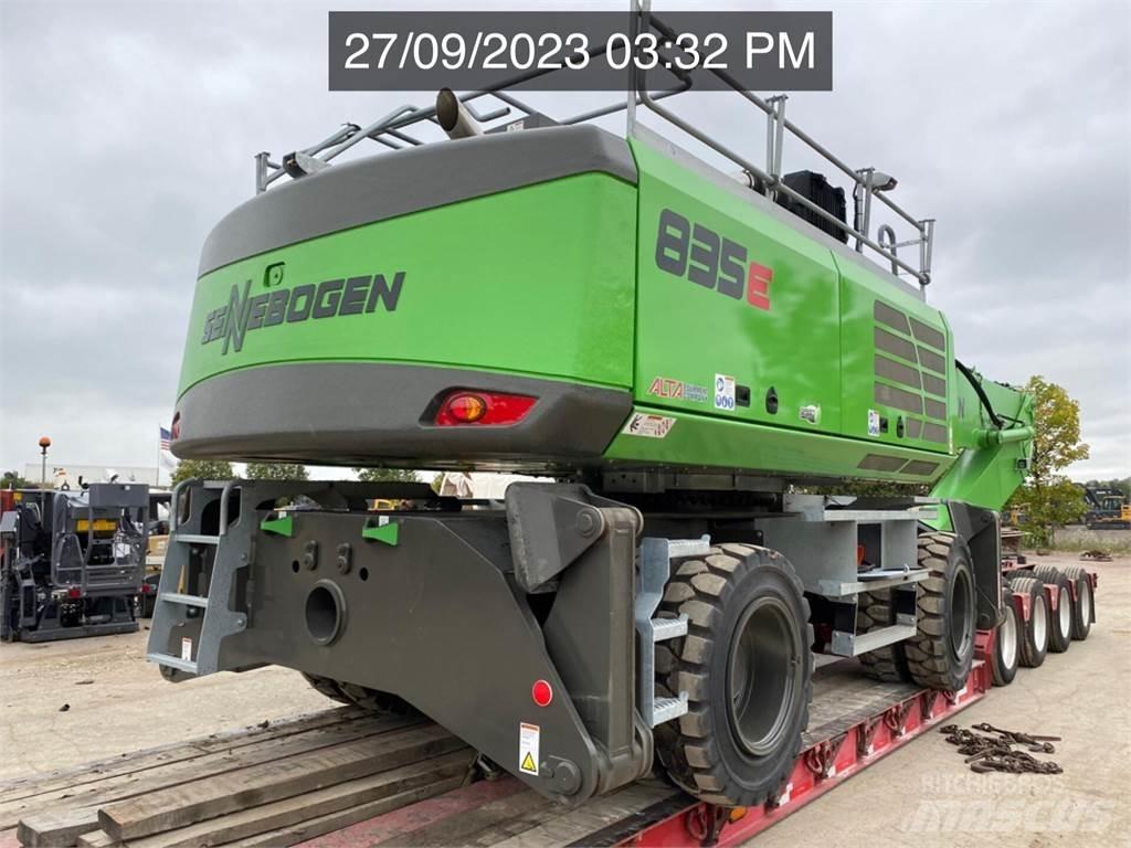 Sennebogen 835M E 廃棄物／工業産廃処理機