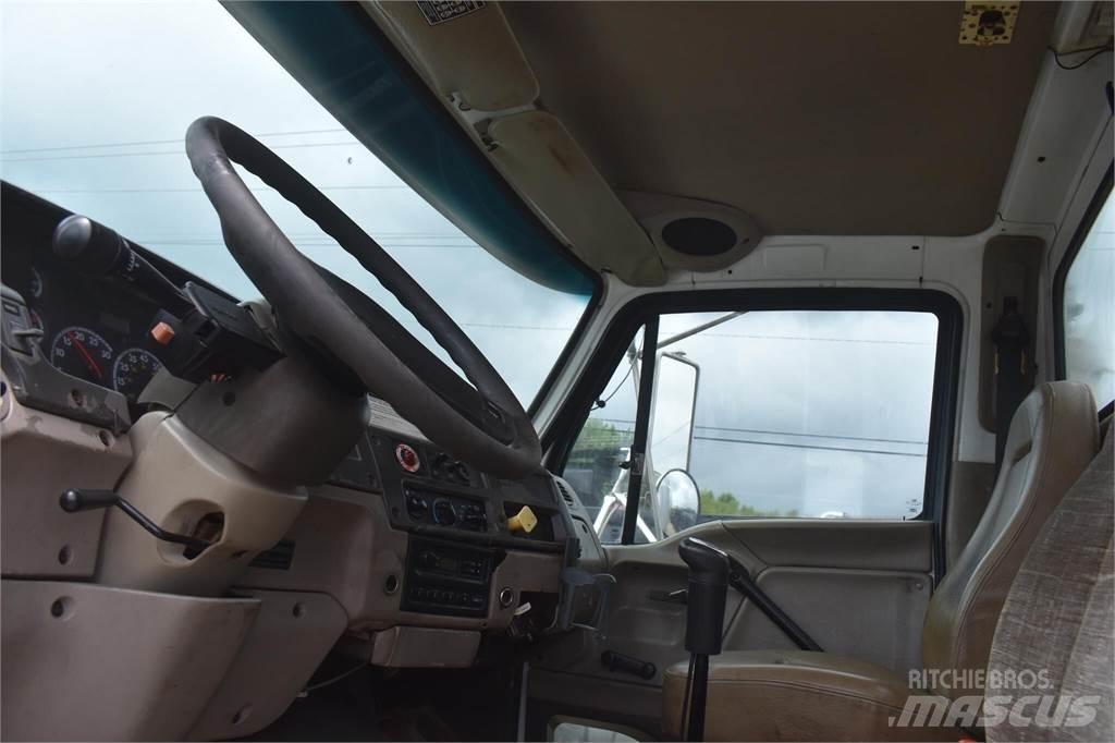 Sterling L9500 ダンプ