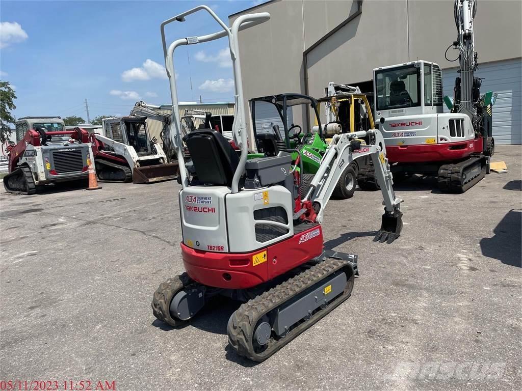 Takeuchi TB210R ミニ油圧ショベル 7t以下（ミニユンボ・ミニディガー）