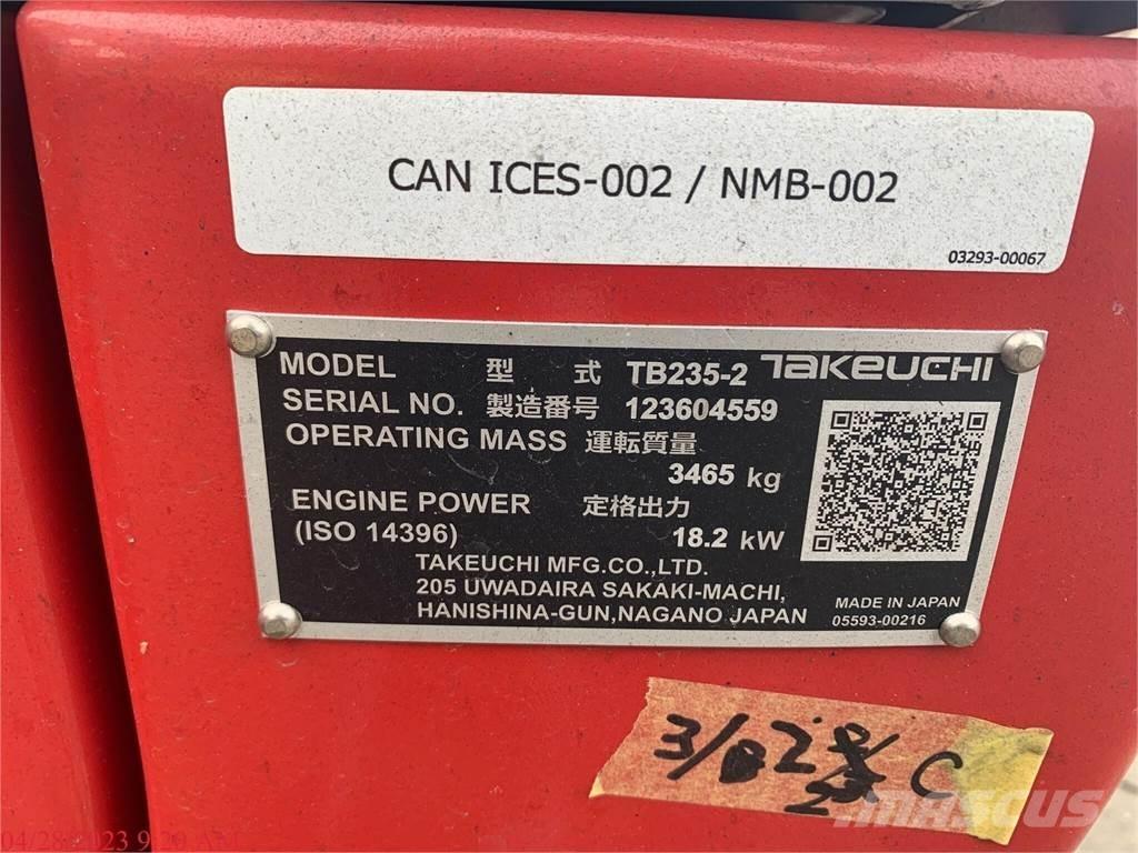 Takeuchi TB235-2 ミニ油圧ショベル 7t以下（ミニユンボ・ミニディガー）