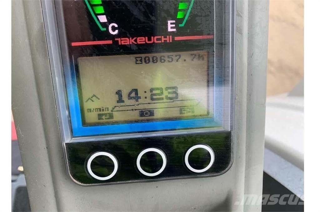 Takeuchi TB250-2 ミニ油圧ショベル 7t以下（ミニユンボ・ミニディガー）