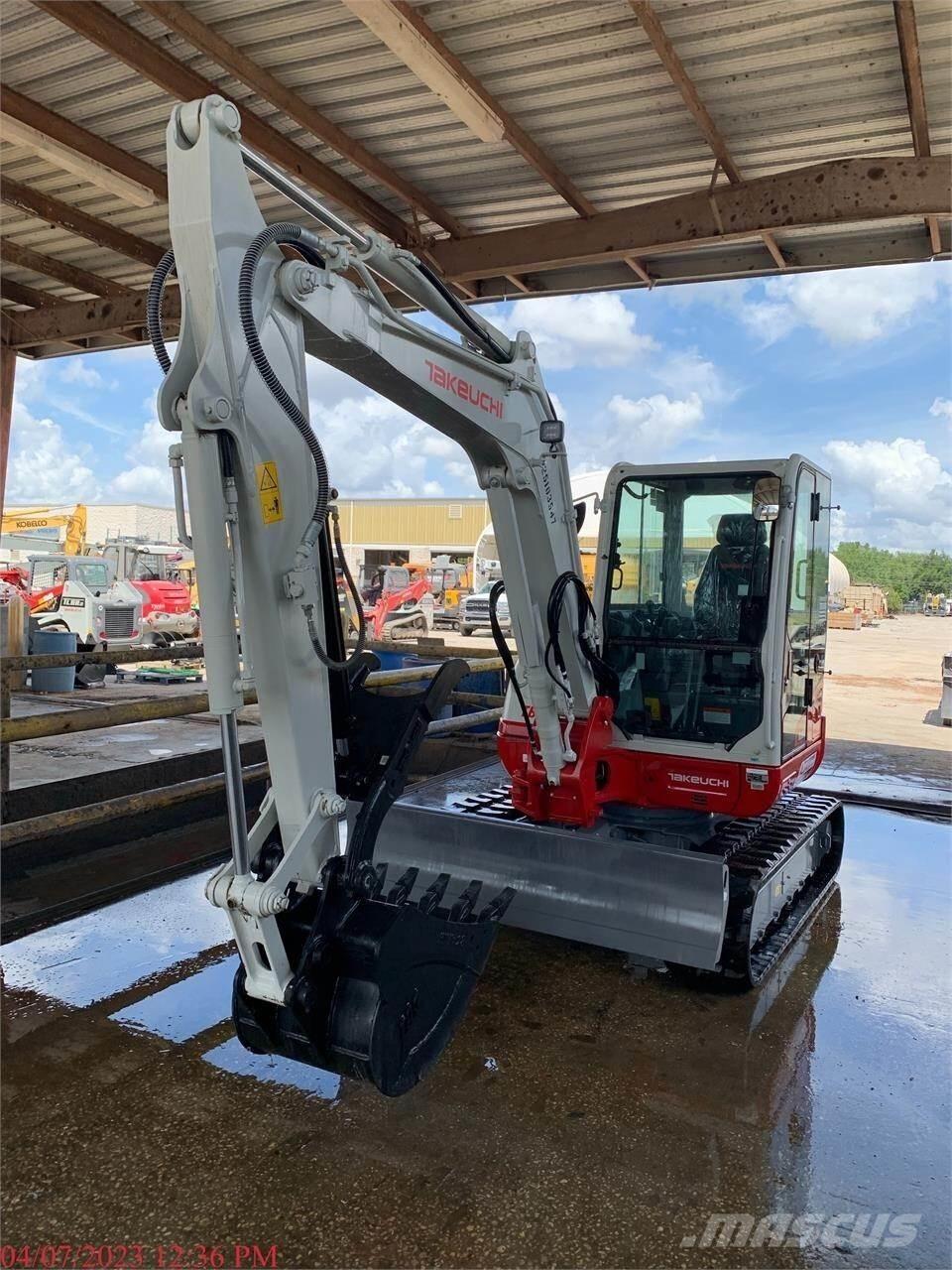 Takeuchi TB250-2 ミニ油圧ショベル 7t以下（ミニユンボ・ミニディガー）