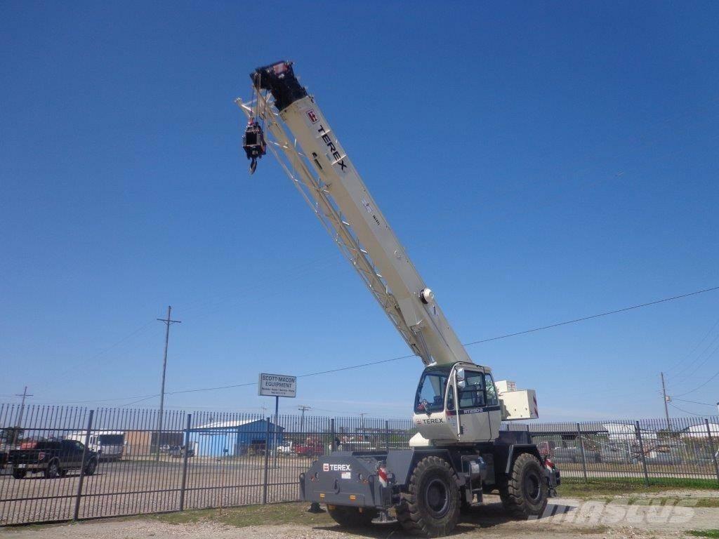 Terex RT230-1 ラフテレーンクレーン