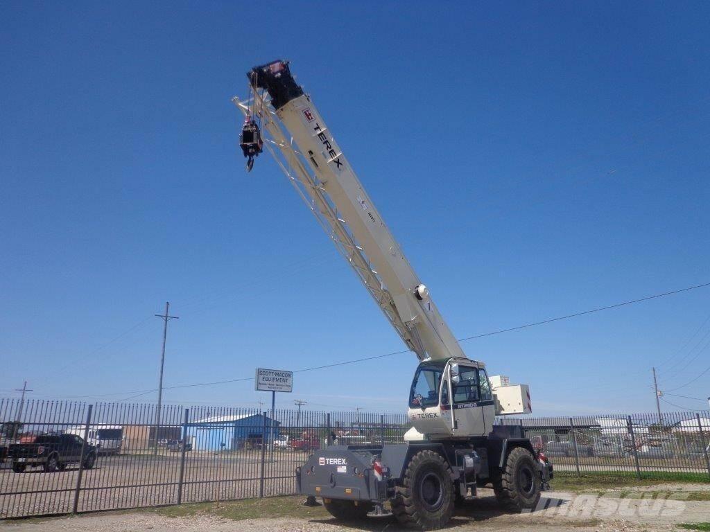 Terex RT230-1 ラフテレーンクレーン
