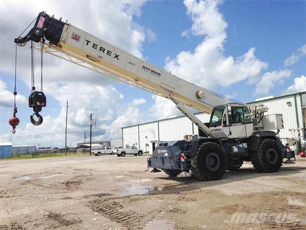 Terex RT555-1 ラフテレーンクレーン