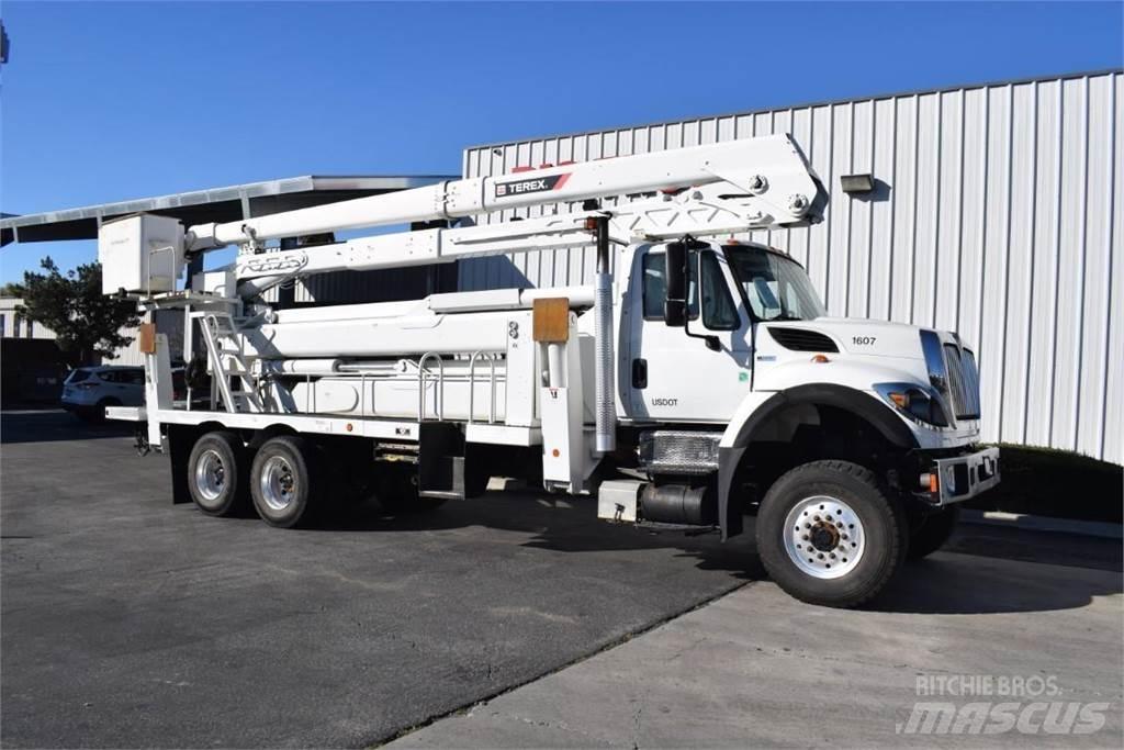 Terex TCX65/100 トラック高所作業車