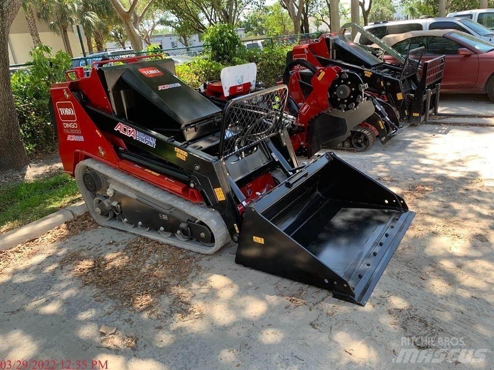 Toro DINGO TXL2000 スキッドステアローダー