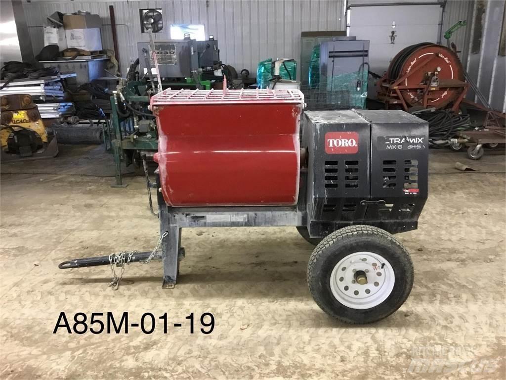 Toro MM658HS コンクリート・ミキサー車