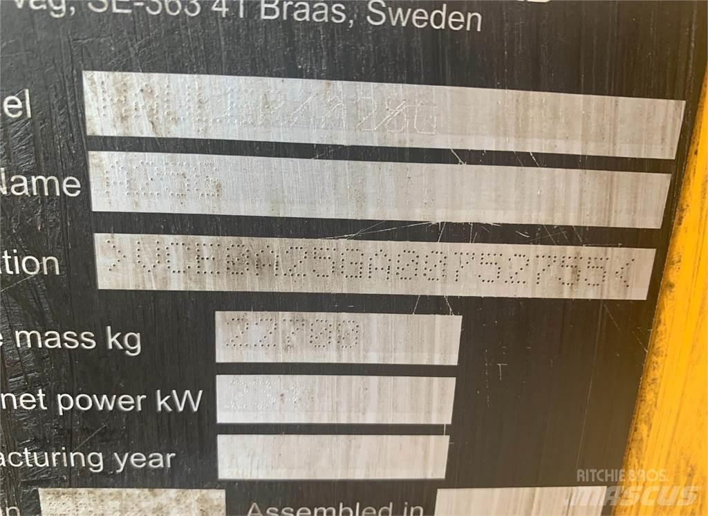 Volvo A25G アーティキュレート式ダンプトラック