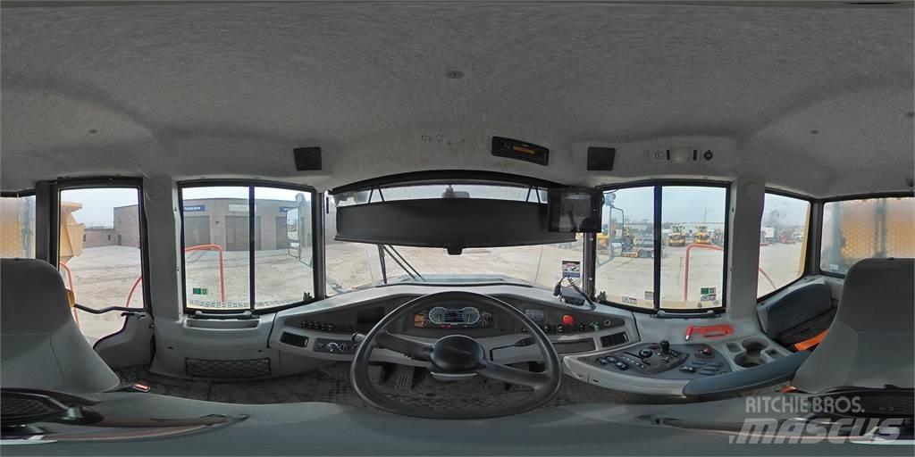 Volvo A45G アーティキュレート式ダンプトラック