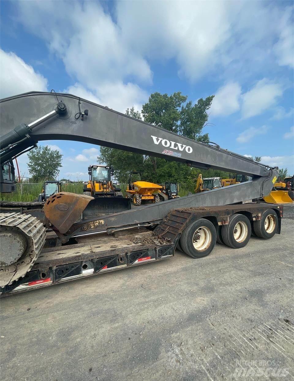 Volvo EC250E LR 大型油圧ショベル12t以上（パワーショベル・ユンボ）