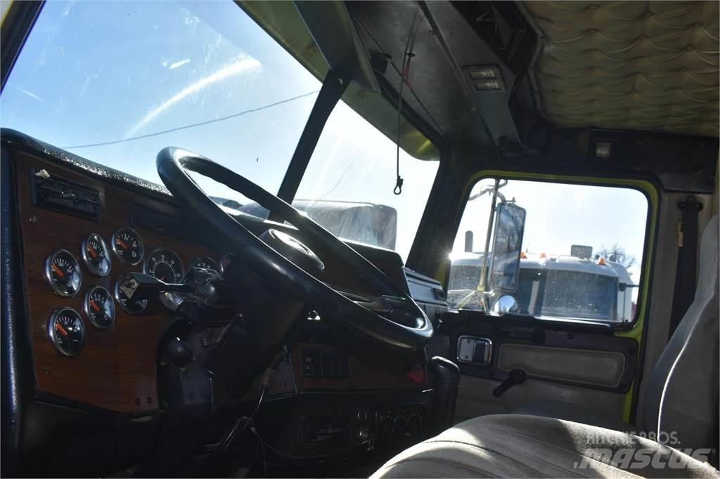 Western Star 4900 ダンプ