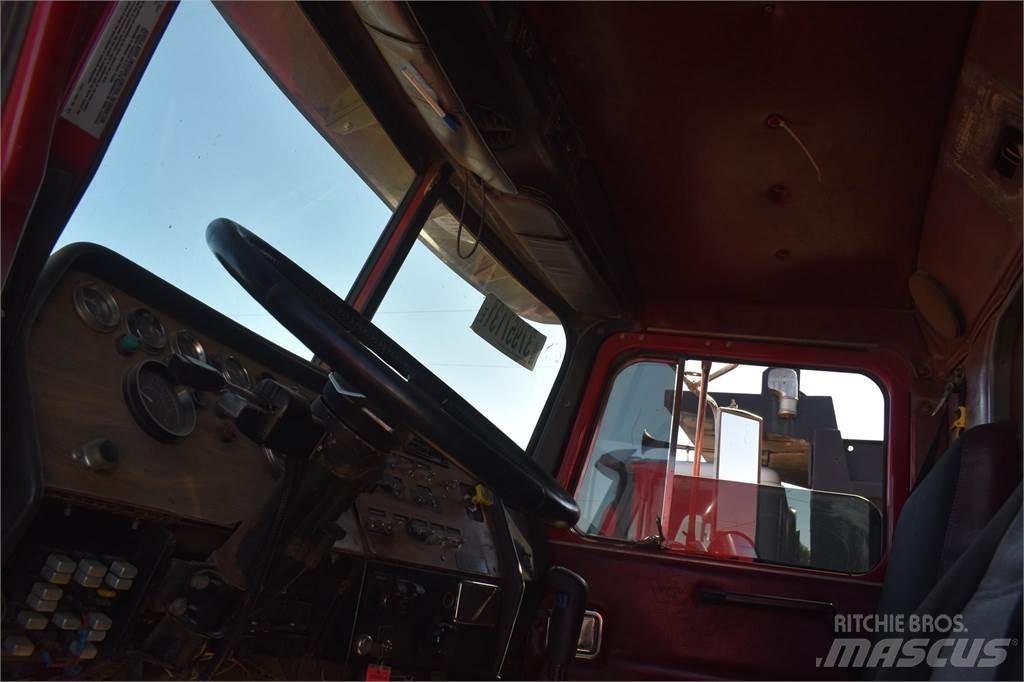 Western Star 4964 ダンプ