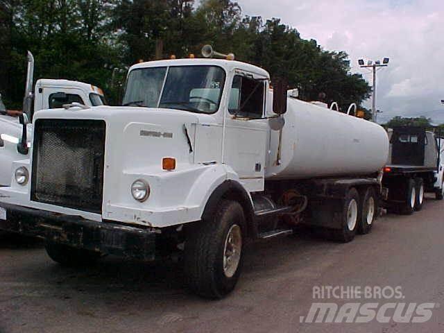 Western Star 6964F タンカートラック