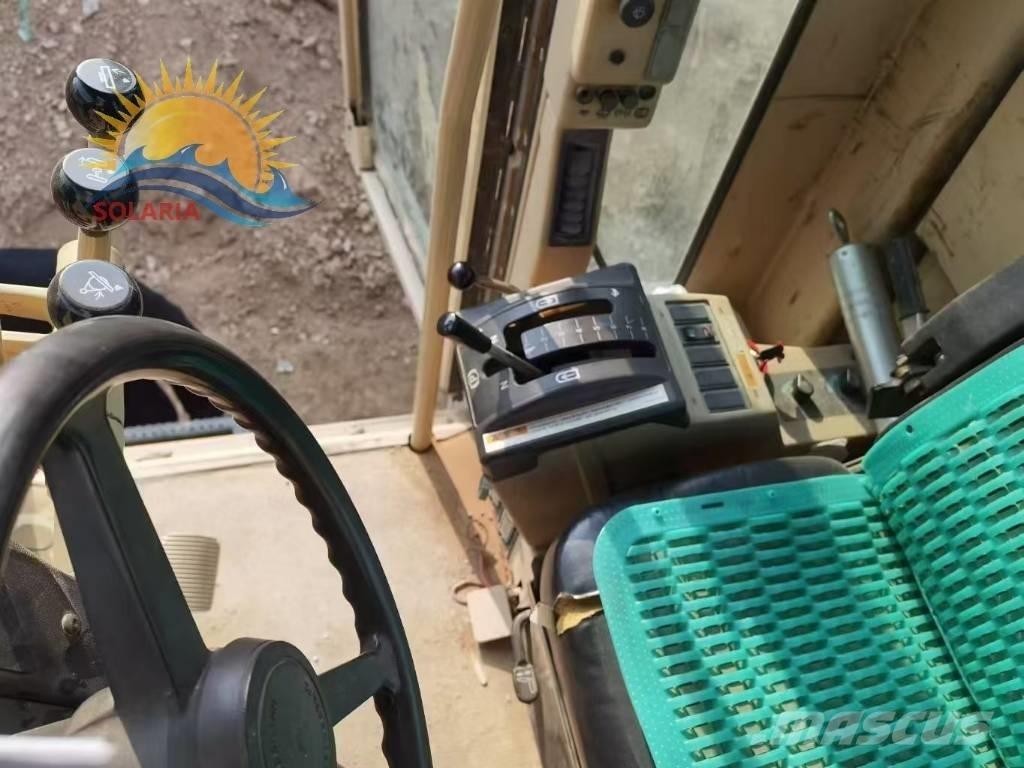CAT 140 H モーターグレーダー