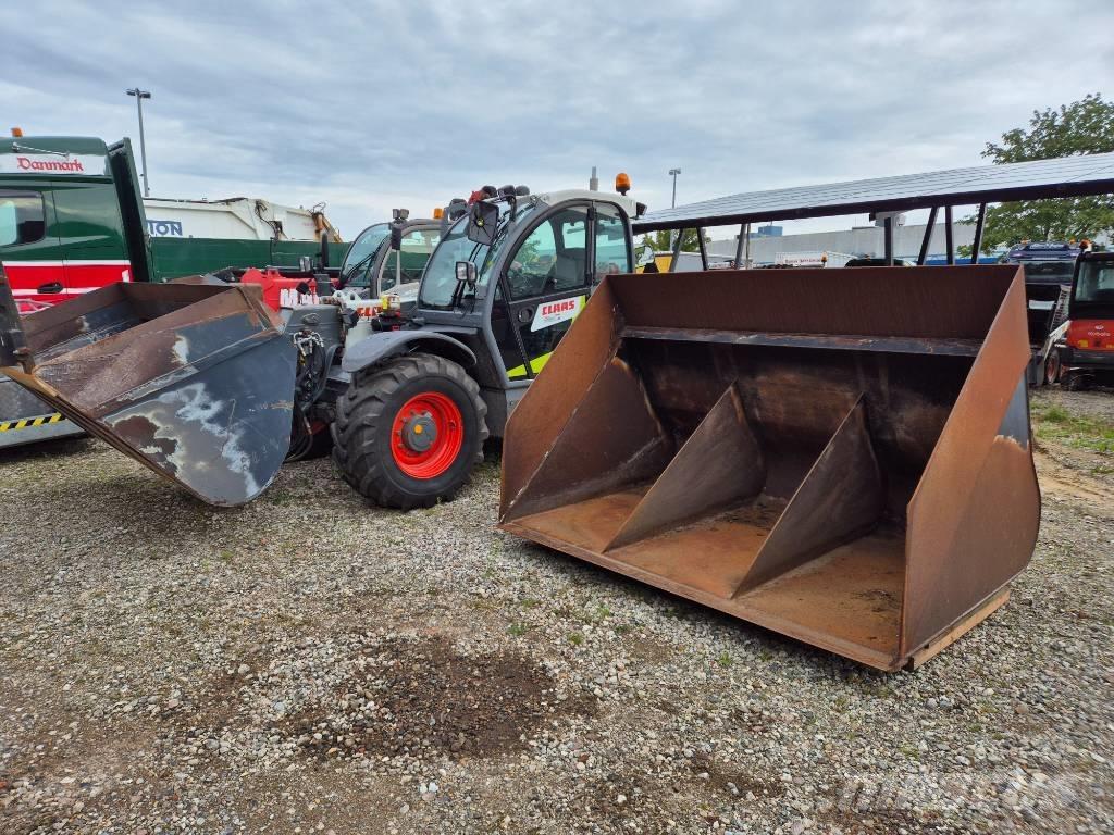 CLAAS Scorpion 7044 農業用テレハンドラー