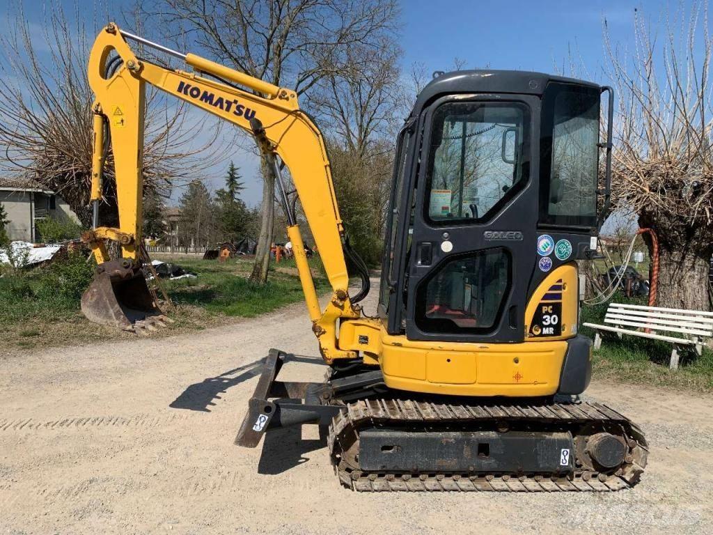 Komatsu PC 30 MR-2 ミニ油圧ショベル 7t以下（ミニユンボ・ミニディガー）