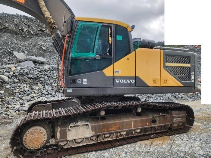 Volvo EC 300 EL 大型油圧ショベル12t以上（パワーショベル・ユンボ）
