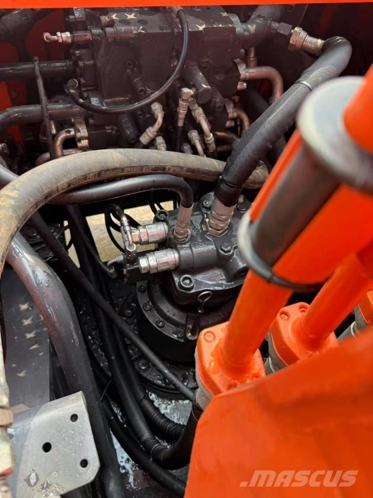 Doosan DX 225 LCA 大型油圧ショベル12t以上（パワーショベル・ユンボ）