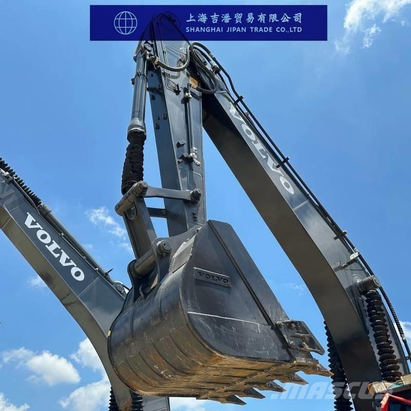 Volvo EC 220 大型油圧ショベル12t以上（パワーショベル・ユンボ）